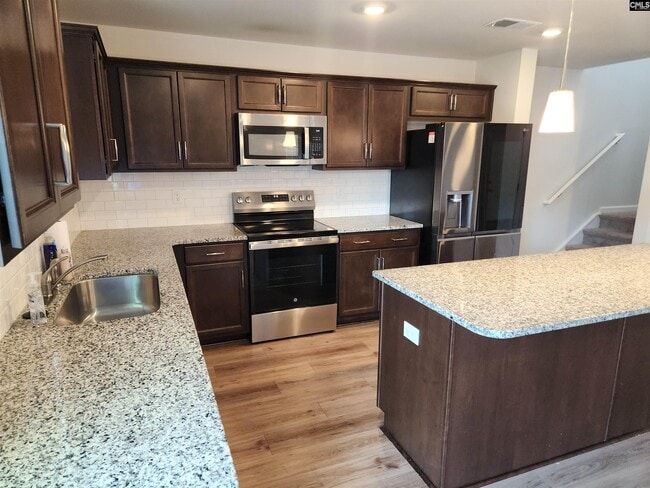 Building Photo - 1754 Farshaw Way
