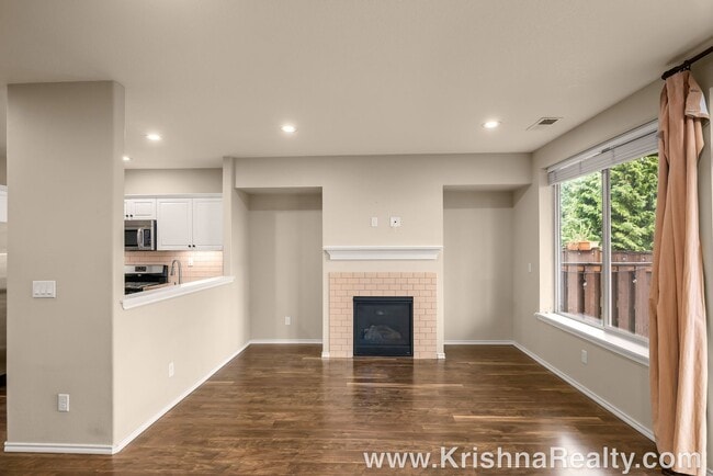 Building Photo - 15131 SW Canyon Wren Way