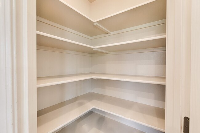 Building Photo - Beautiful Meridian home