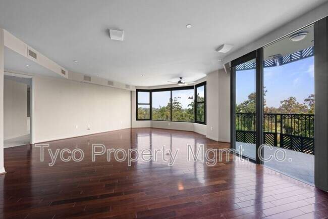 Building Photo - 2500 Sixth Ave