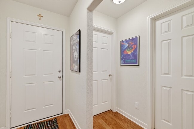 Building Photo - 4611 Snowdrop Ct