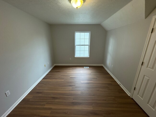 Building Photo - 6306 Labor Ln