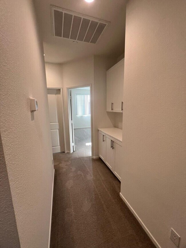 Building Photo - 1170 Via Sandia