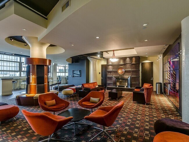 Building Photo - Come Live in Historic Montgomery Plaza- East Tower- 2 bed, 2 bath- 76107