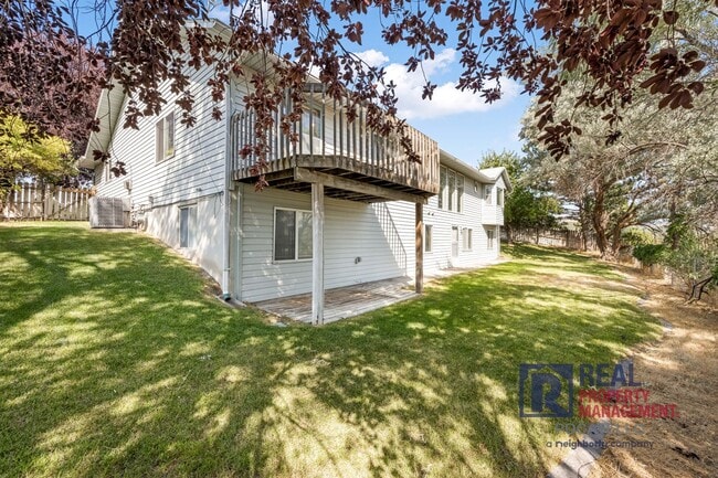 Building Photo - 2192 Marigold St