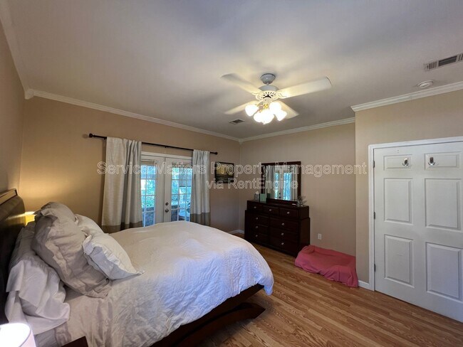 Building Photo - 3422 Festival Dr