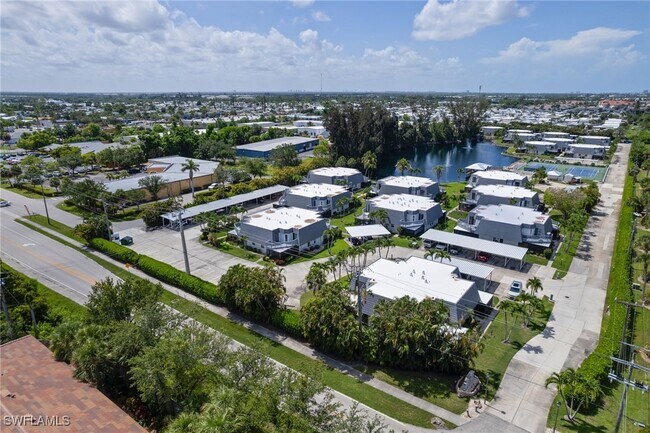 Building Photo - 16001 Amberwood Lake Ct