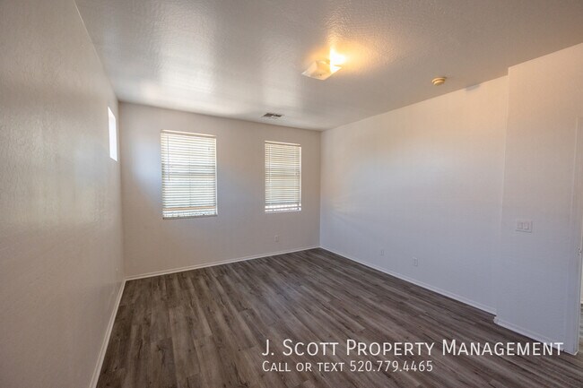 Building Photo - 3886 S Dew Drop Ln