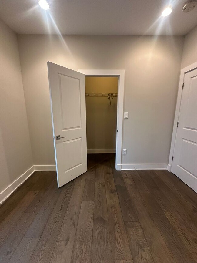 Building Photo - Modern 2 Bedroom, 2 Bathroom Penthouse with Parking in Historic LeDroit Park