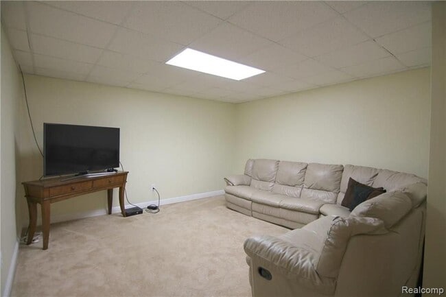 Building Photo - 26131 Sunbury Ct