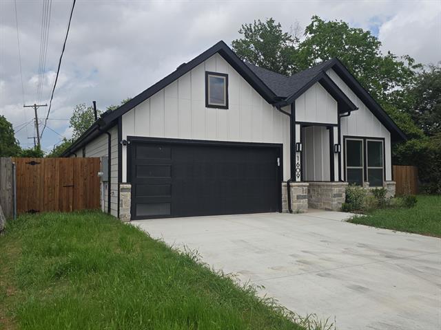 Building Photo - 1609 Sharon St