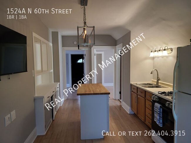 Building Photo - 1524 N 60th St
