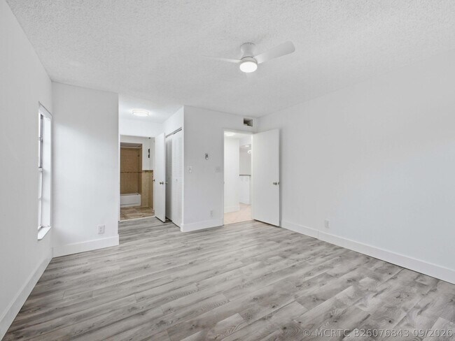 Building Photo - 9160 Fairbanks Ln