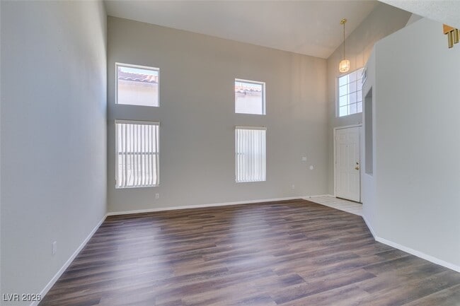 Building Photo - 7809 Calico Flower Ave