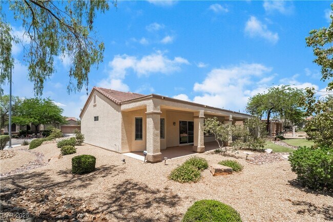 Building Photo - 3016 Friendship Hill Cir
