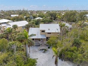 Building Photo - 1241 Junonia St