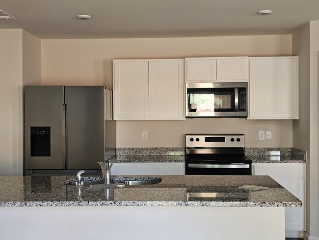Building Photo - 4071 Garrison Ln