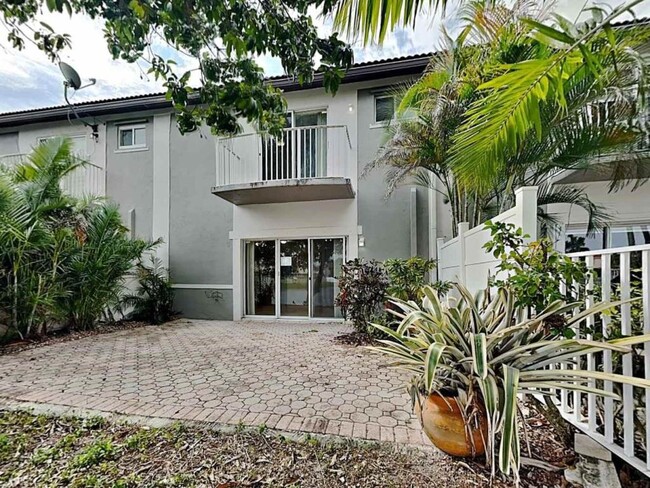 Building Photo - 12751 SW 28th Ct