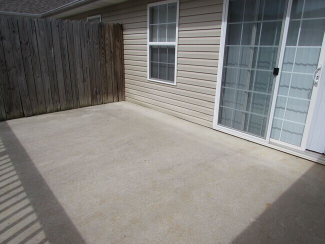Building Photo - 20900 Hartsburg Ln