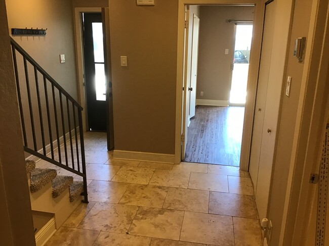 Foyer / Front Door / Front Bedroom - 1008 Clayton Nolen Dr