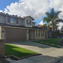Building Photo - 382 Edgewater Dr