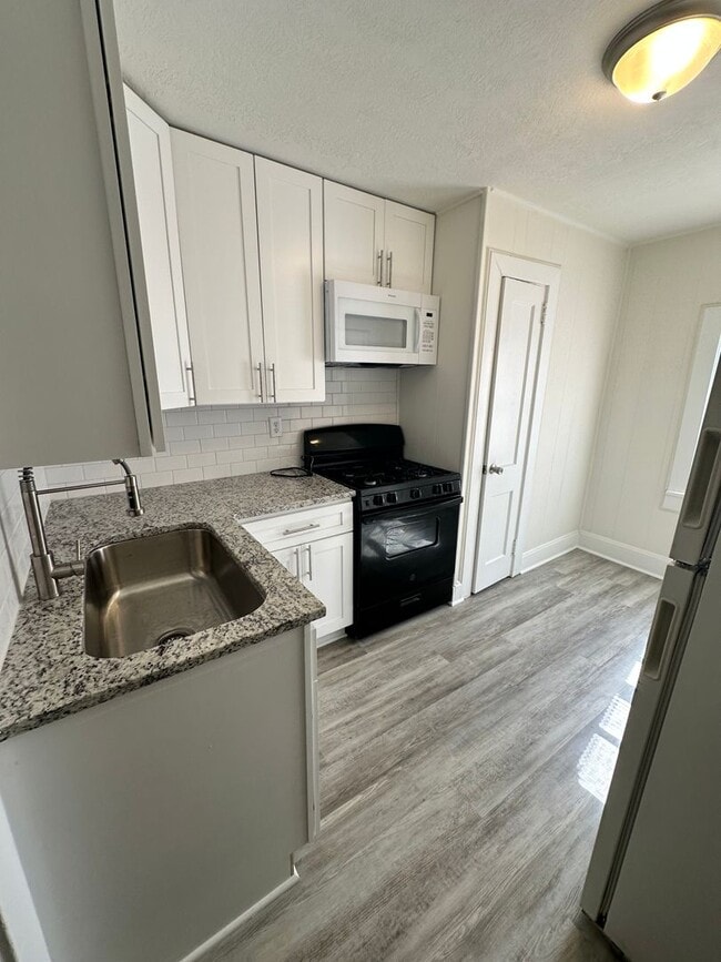 Building Photo - 1314 Morris St