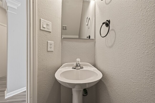 Building Photo - 7411 Pacific Ridge Ct