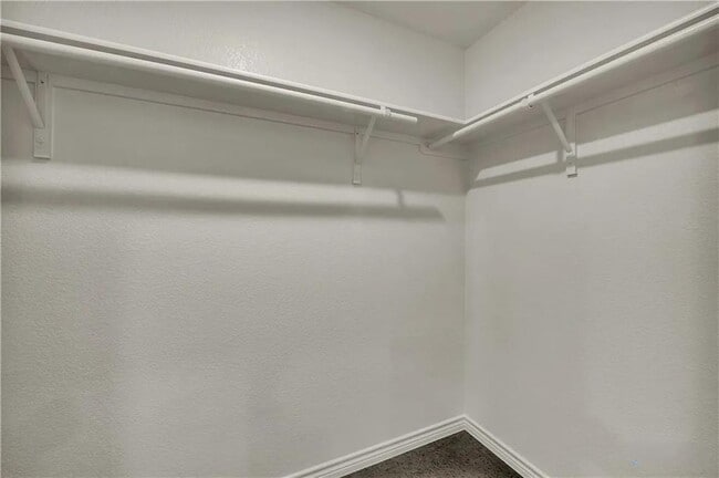 Building Photo - 1125 Lindsey Dr