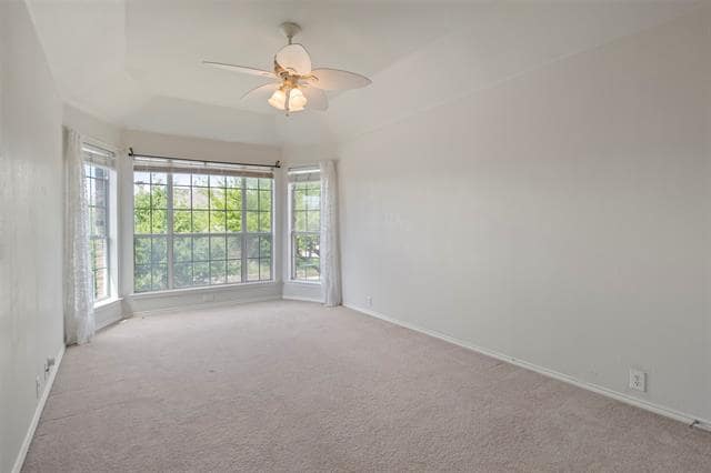 Building Photo - 2209 Geneva Ln