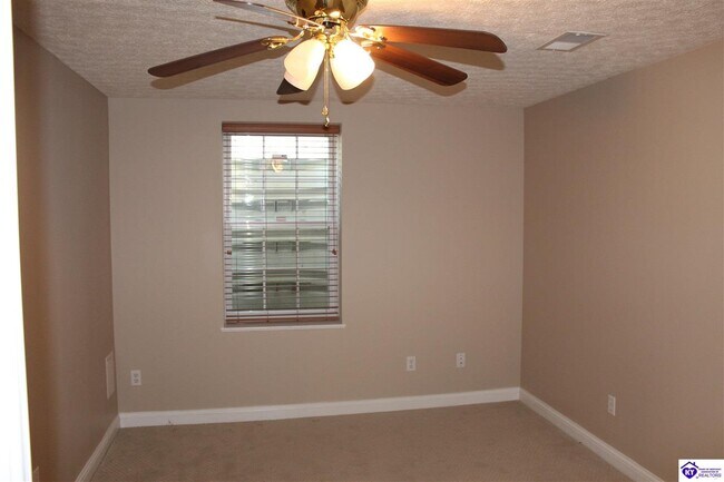 Building Photo - 113 Sugar Hill Dr