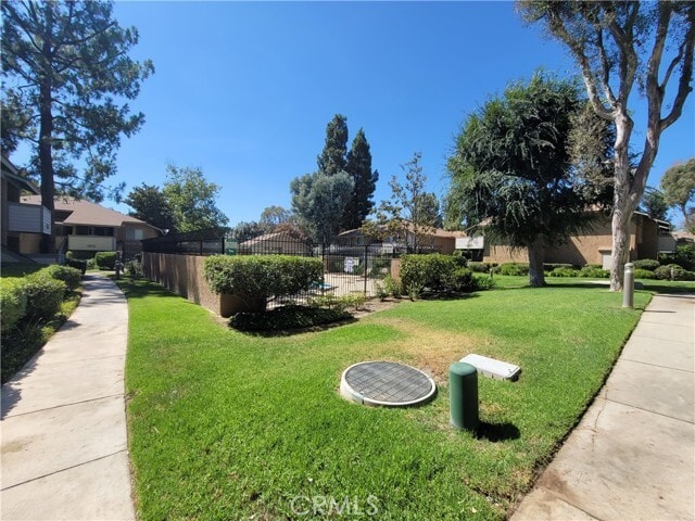 Building Photo - 4569 Alamo St