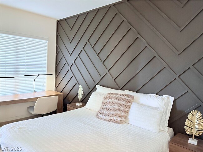 Building Photo - 44 E Serene Ave