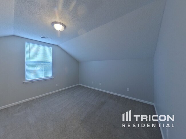 Building Photo - 276 Richmond Farm Cir