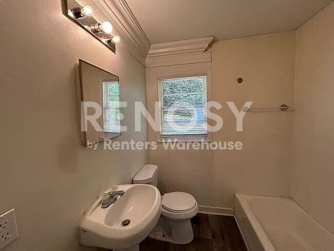 Building Photo - three-bedroom, two-bathroom Section 8 accepted home in the Inglenook-Tarrant