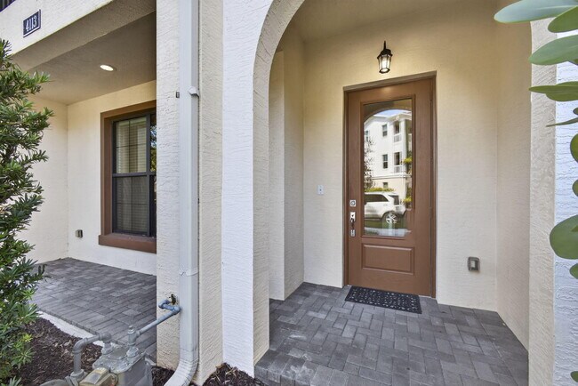 Building Photo - 4113 Faraday Wy