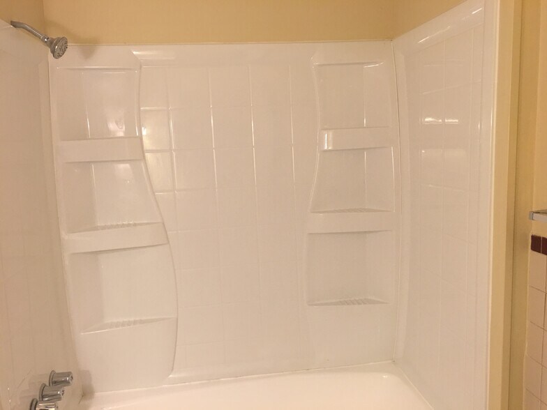 Building Photo - 1211 Alcott St