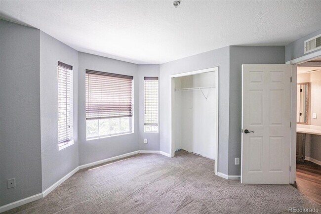 Building Photo - 12208 W Dorado Pl