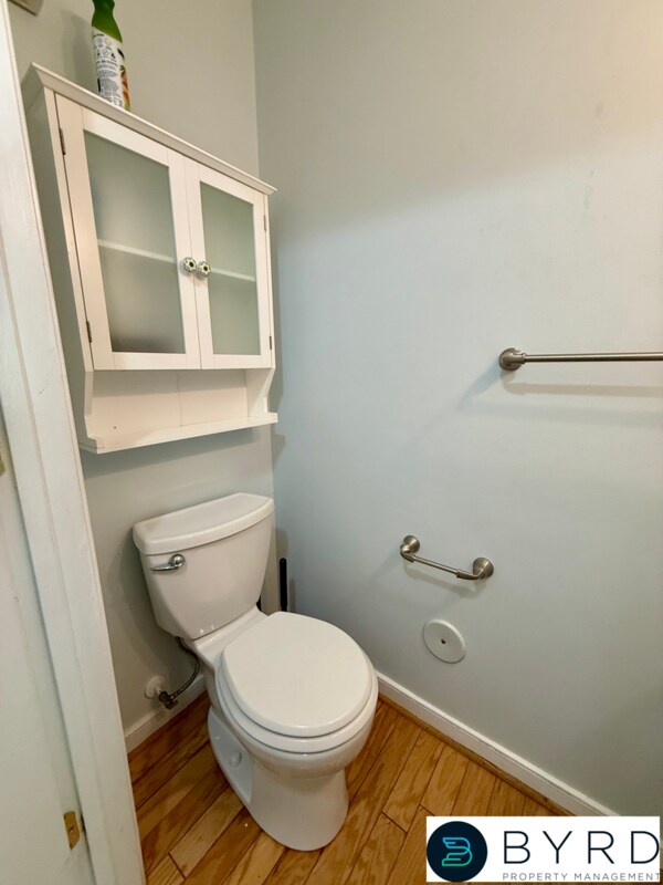Building Photo - 8651 Millstream Dr