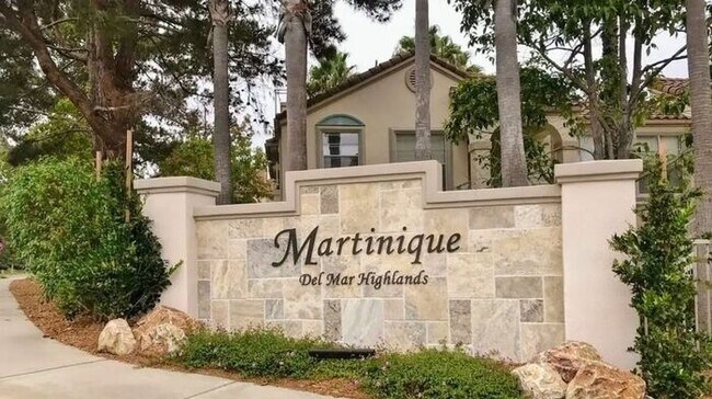 Building Photo - Private Ground-Level Condo in the Heart of Carmel Valley