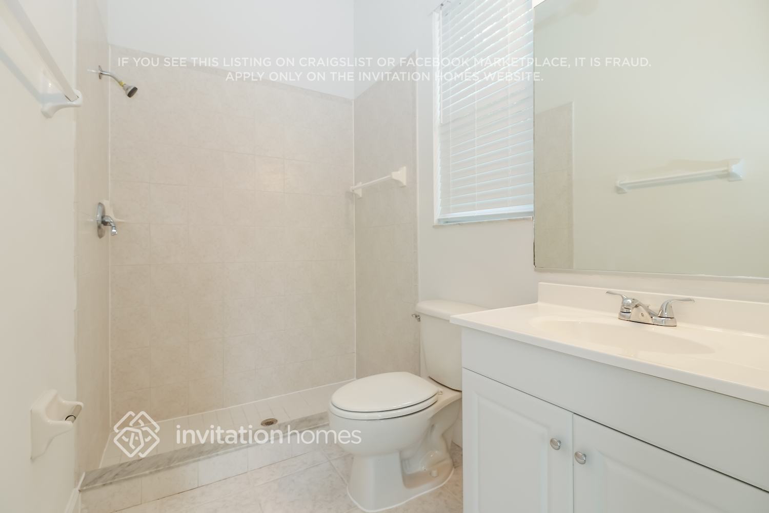 Building Photo - 11102 Hyacinth Pl