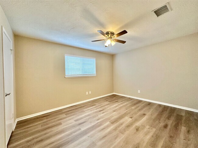 Building Photo - 1514 Park Meadow Dr