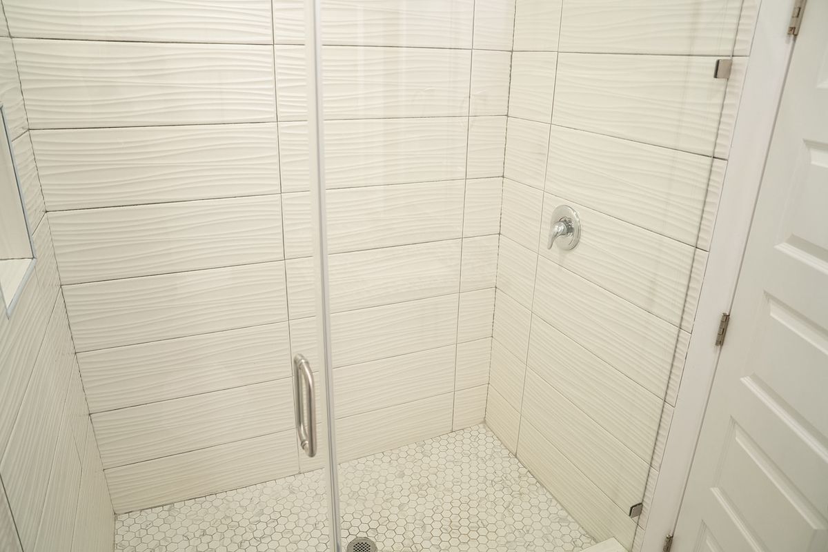 Building Photo - 1019 N Blair Ave