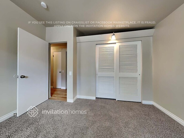 Building Photo - 28232 27th Ave S