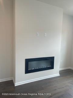 Building Photo - 301 Arose Ln