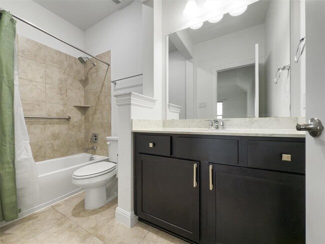 Building Photo - 2328 Lucky Ln