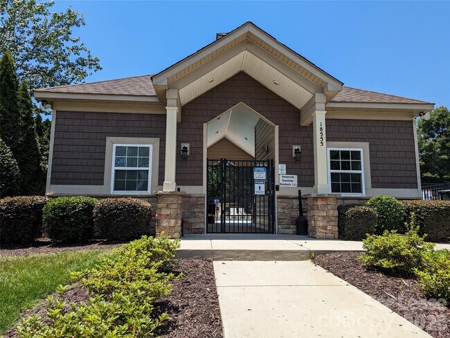 Building Photo - 18448 W Catawba Ave