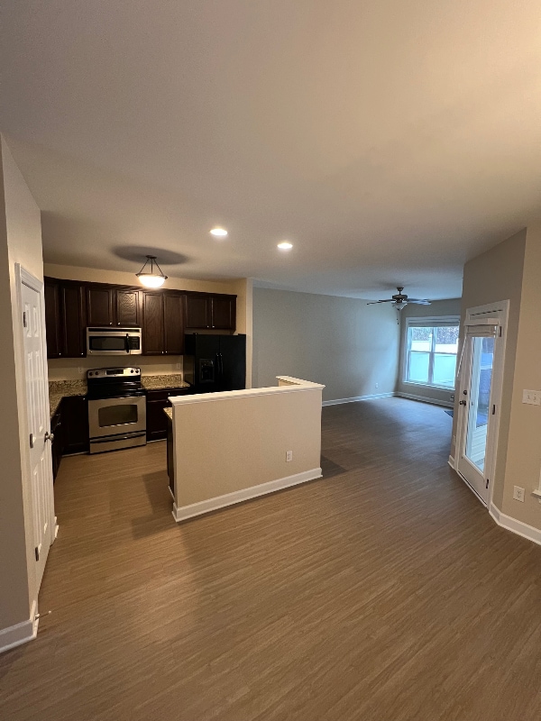 Building Photo - 1905 Fieldhouse Ave