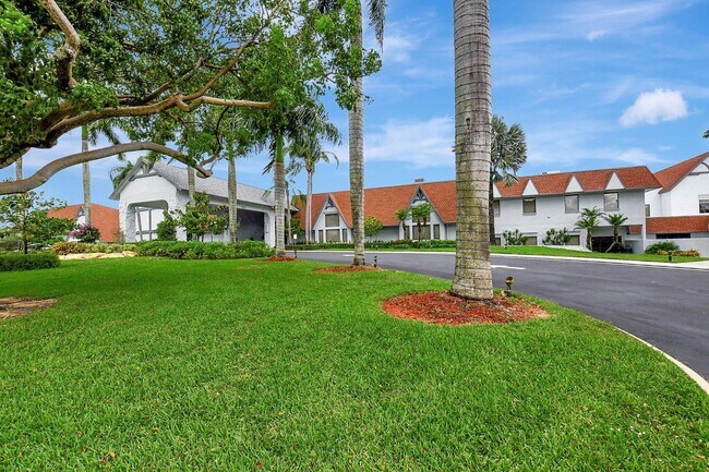 Building Photo - 14895 Builtmore Way