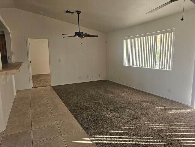 Building Photo - Unfurnished Long Term Pool & Spa