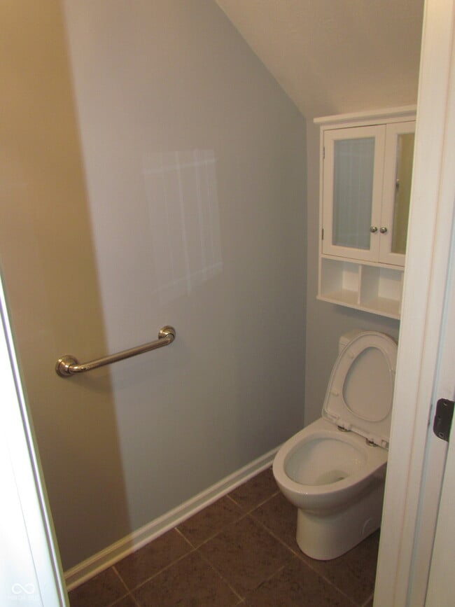 Building Photo - 13888 Willesden Cir